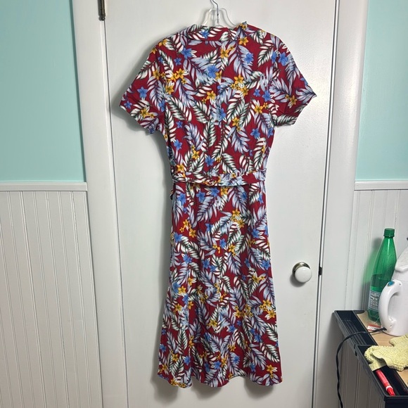Royal Monk Red Tropical Print Floral Tie Front V Neck Midi Dress Size Large - Picture 2 of 13